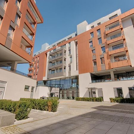 Citystay Brabank Apartament Nad Motlawa Gdańsk Exteriör bild