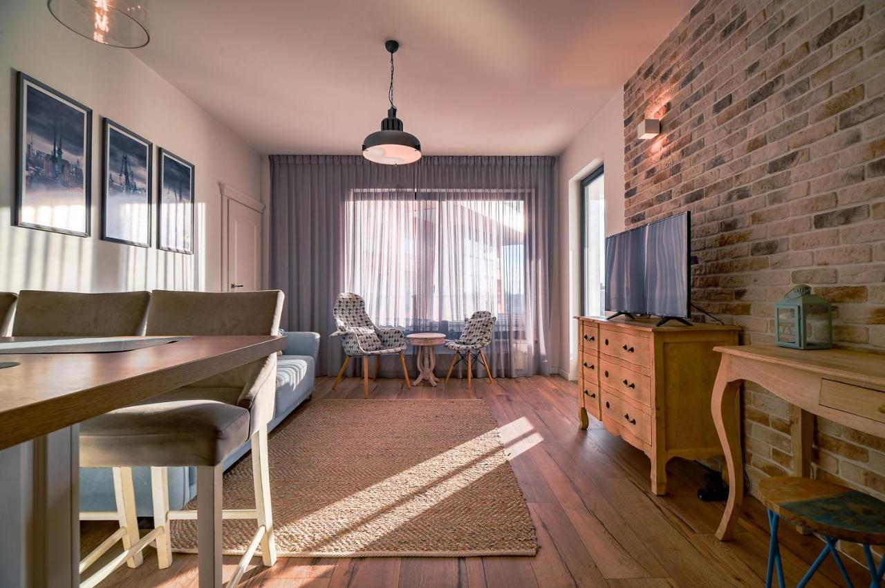 Citystay Brabank Apartament Nad Motlawa Gdańsk Exteriör bild