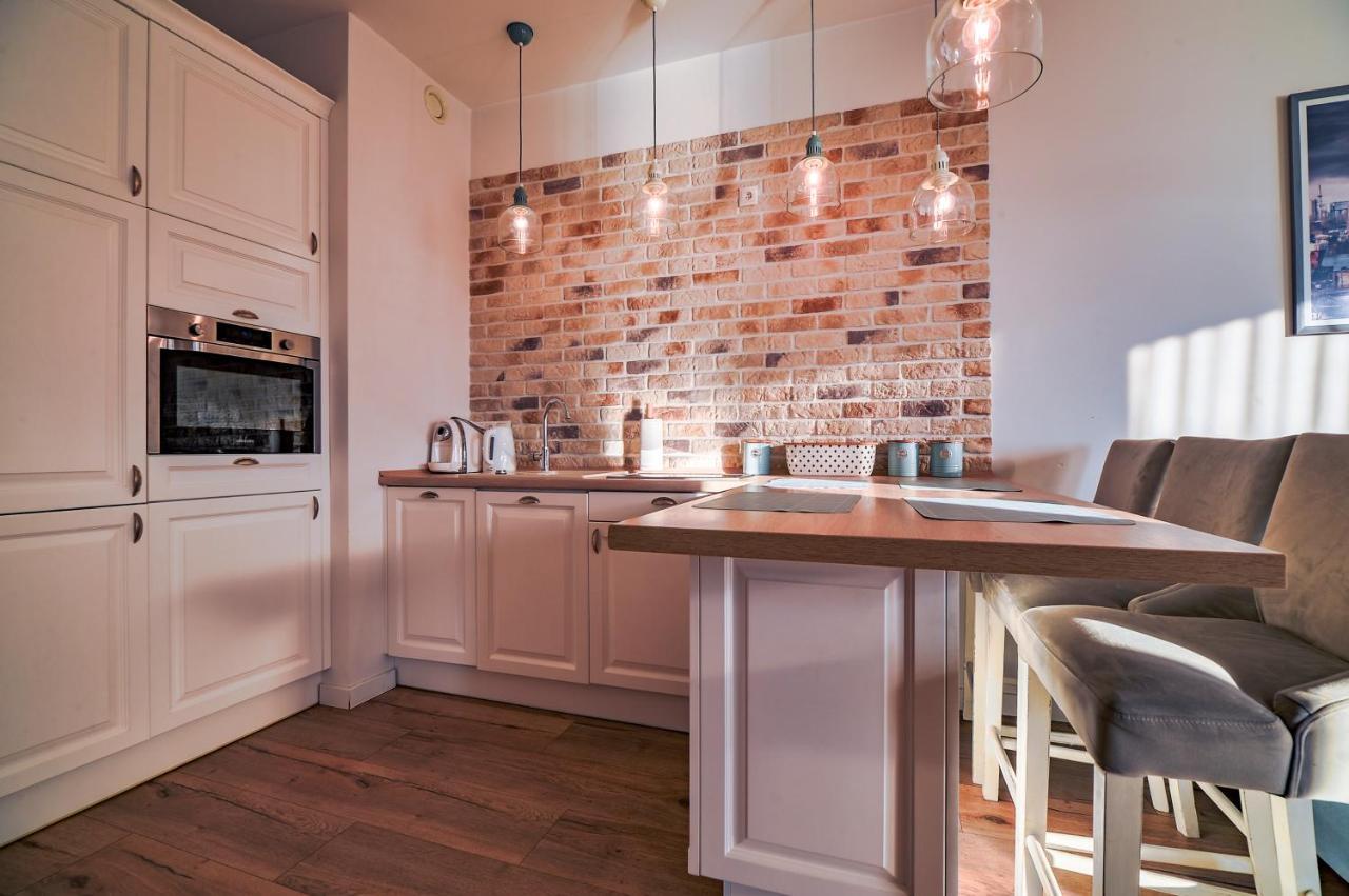 Citystay Brabank Apartament Nad Motlawa Gdańsk Exteriör bild